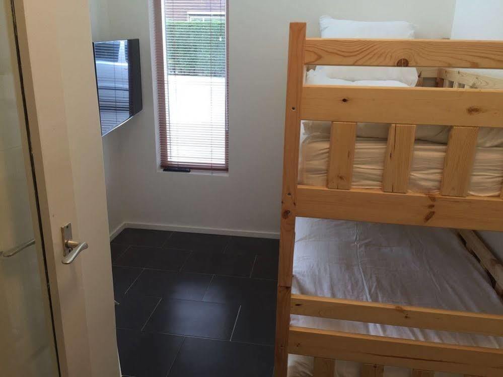 Budget Hotel De Witte Hoeck Amsterdam Вормервеер Екстериор снимка